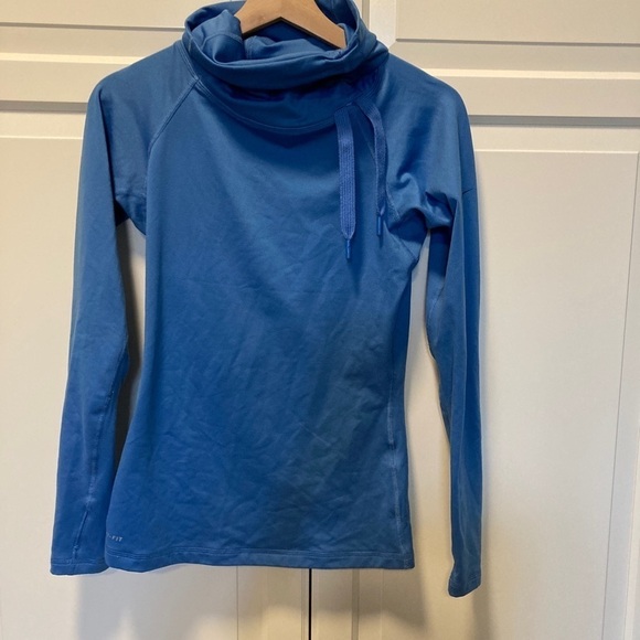 Nike Dri-Fit Turtle Neck Long Sleeve Sweatshirt Women’s Small - Picture 5 of 6